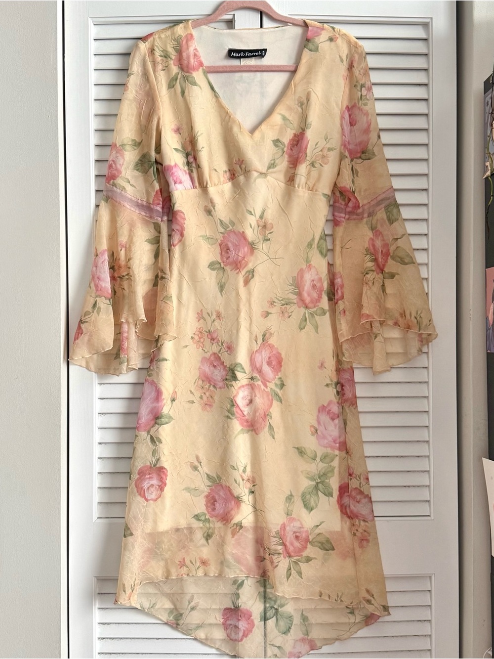 Vintage Cream Floral V-Neck Bell Sleeve Dress